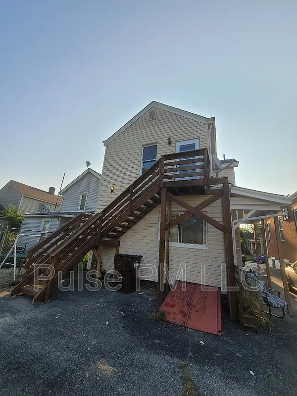 3715 Park Ave photo 1