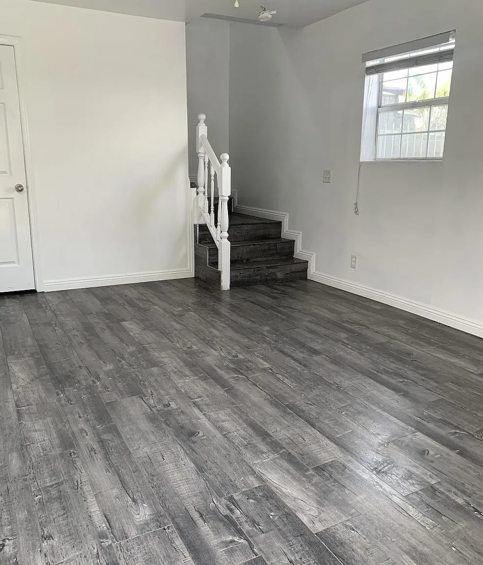 2845 Somerset Dr — Photo 2