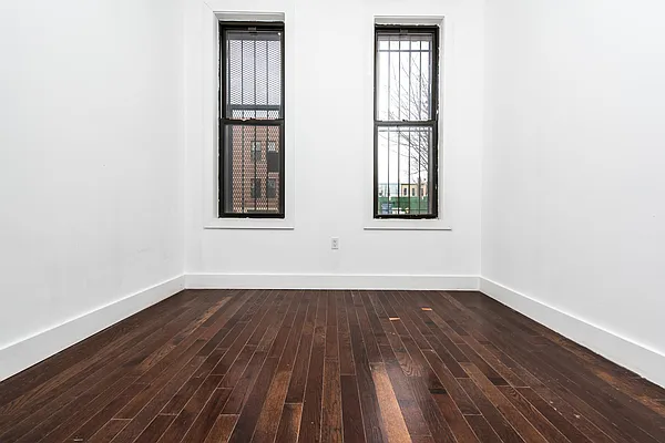 Rented by Nooklyn NYC LLC | media 27