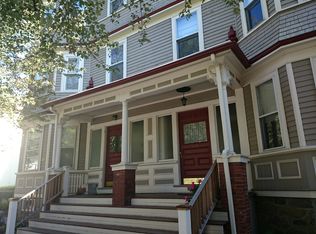 126 Chestnut St #3, Brookline, MA 02445