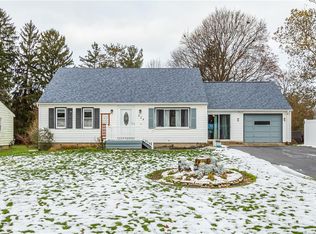224 Furlong Rd, Rochester, NY 14623