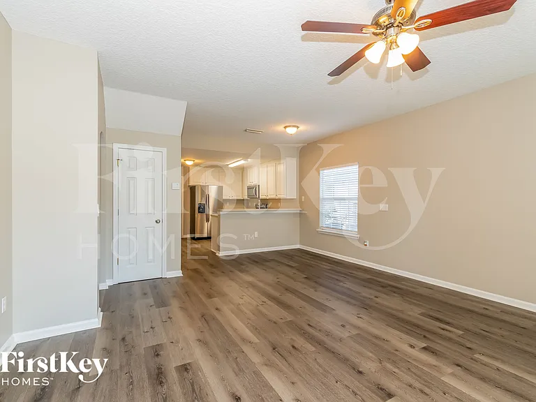 3875 Pebble Brooke Cir — Photo 4