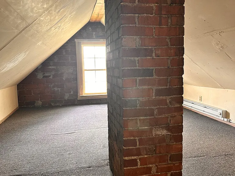 662 Spruce St #4 — Photo 5