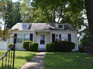 3038 Wayne Rd, Falls Church, VA 22042