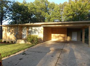 2428 Covington Mdws, Poplar Bluff, MO 63901