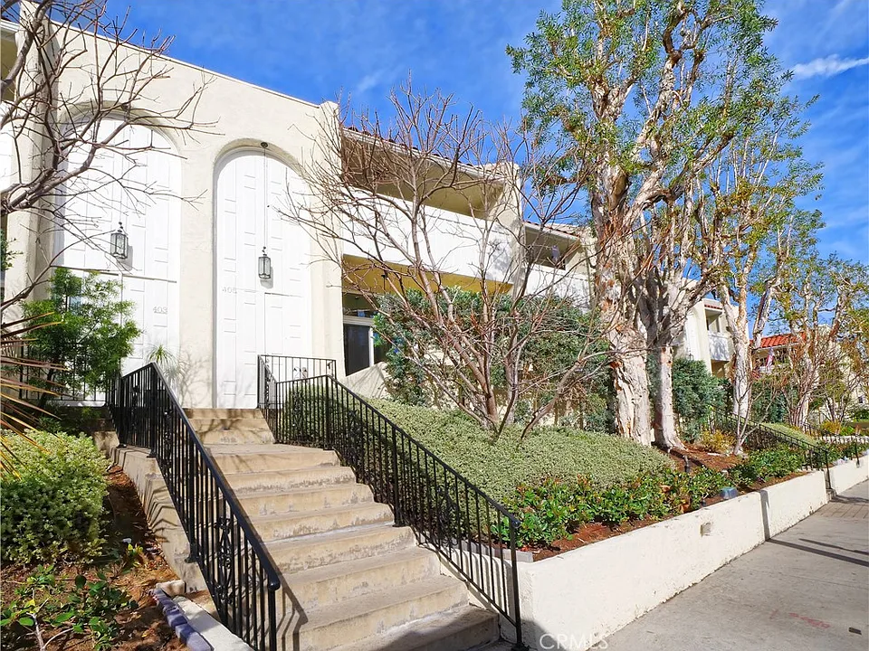 405 2nd St