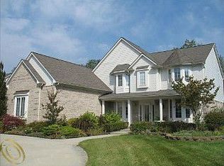 41426 Singh Dr, Canton, MI 48188