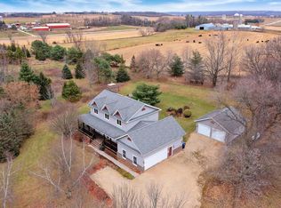 N5840 1110th St, Prescott, WI 54021