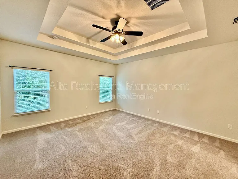 112 Morayshire Ct — Photo 17