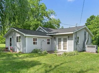 79 S Clark St, Pierson, MI 49339