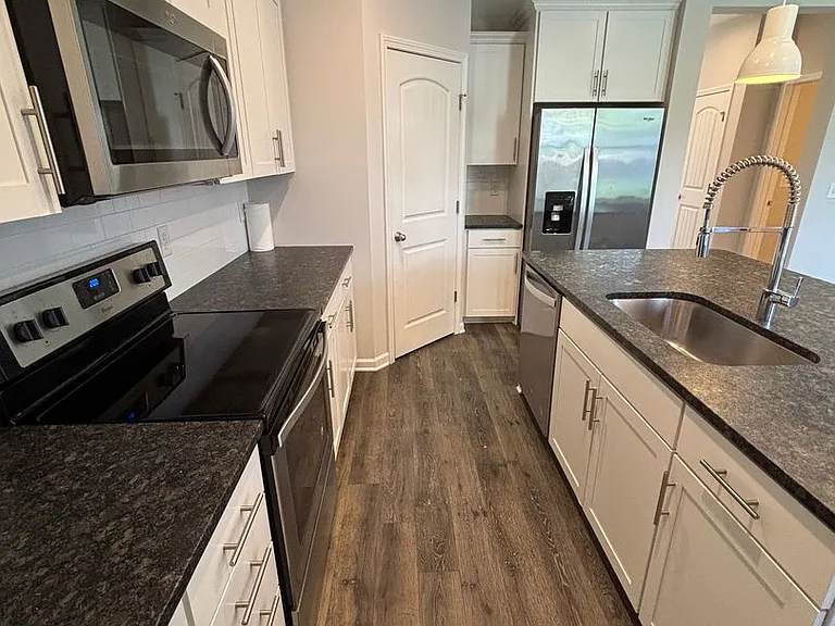 3240 Brookberry Ln — Photo 12