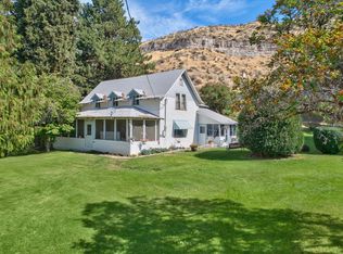7101 Old Naches Hwy, Naches, WA 98937