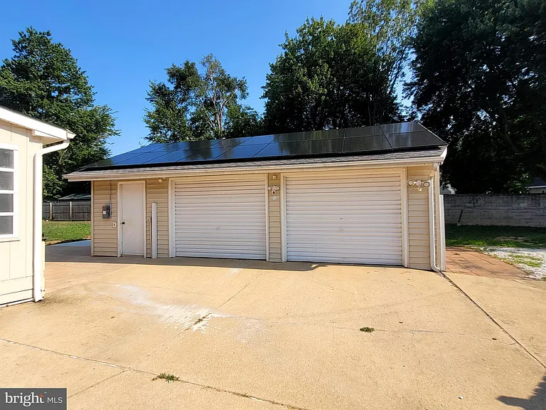 6 Tudor Ct — Photo 31