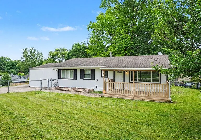 9500 Ridgemoor Ave — Photo 3