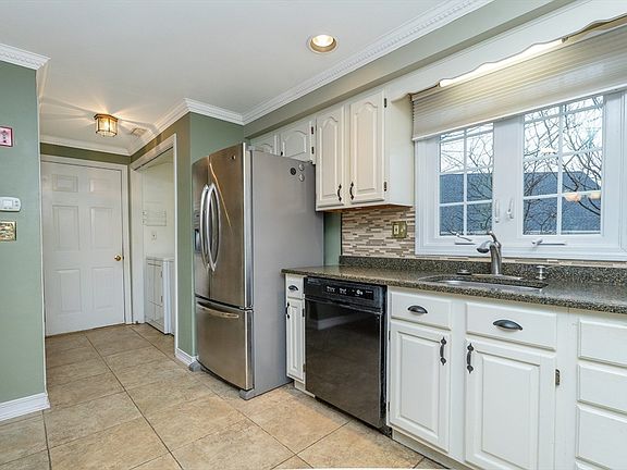 3rd image of 48 Whittier Meadows Dr Unit 48