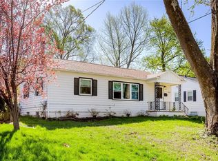 3205 57th St, Des Moines, IA 50310