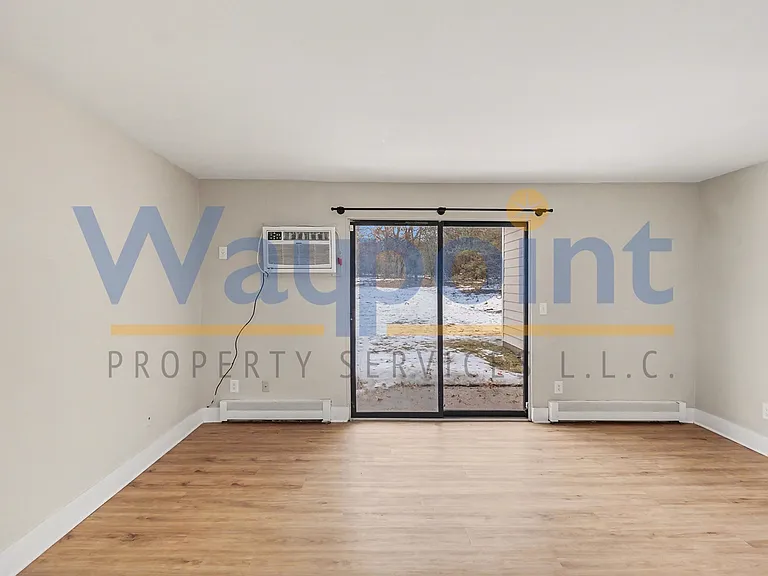 86 N Lester Ave — Photo 4