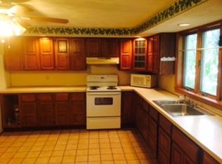 524 Washington Ave, Chelsea, MA 02150