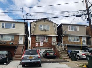 62 Glen Dr, Keasbey, NJ 08832