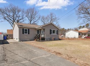 128 Avery St, Springfield, MA 01119