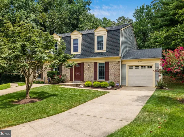 11411 Oak Leaf Dr, Silver Spring, MD 20901