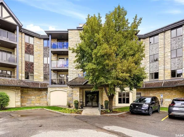 UNIT 351-3631 Albert STREET, Regina, SK S4S 3P4
