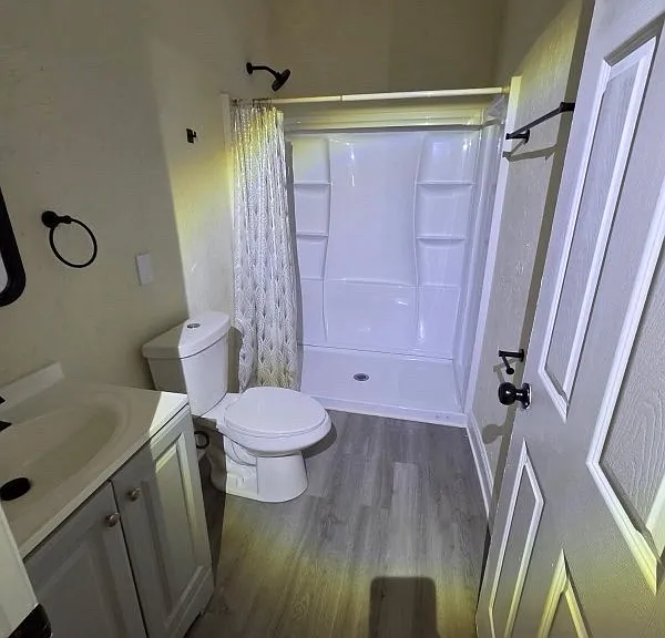 541 Woodbine St #2 — Photo 9