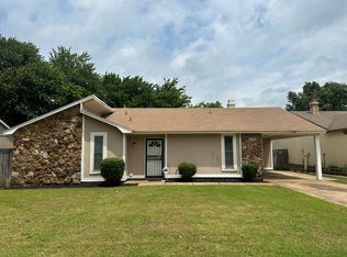 5746 Ballenmoor Dr, Memphis, TN 38141