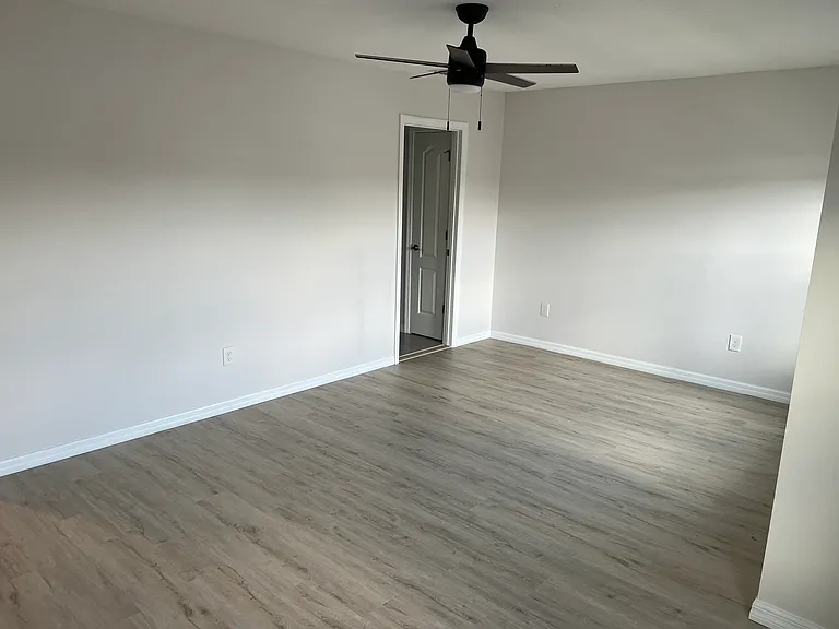 600 Northern Way #1005 — Photo 19