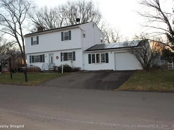 67 Barrington Lane, Waterbury, CT 06708