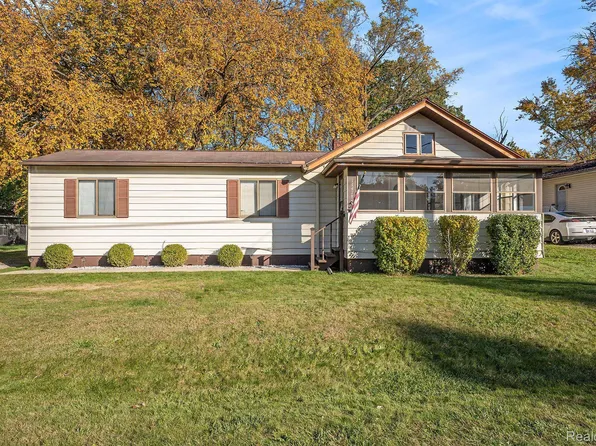 11478 Haven St, Clio, MI 48420