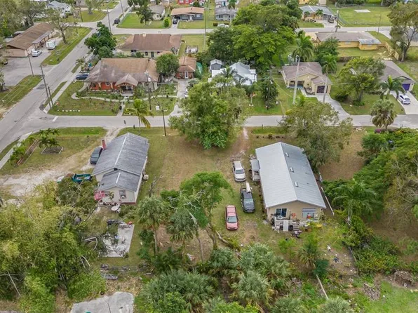 3759 Washington Ave #12, Fort Myers, FL 33916