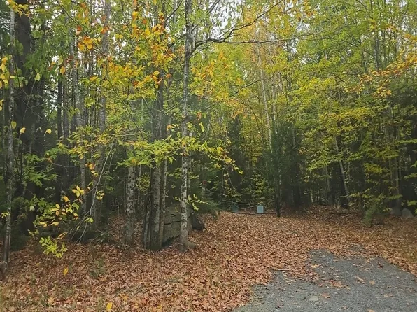 28 Bog Rd, Mount Vernon, ME 04352