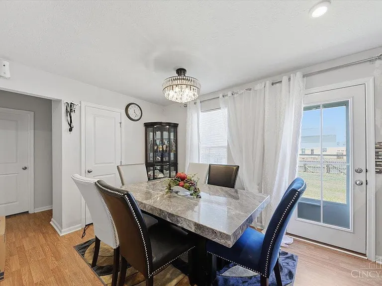 175 Skyway Dr — Photo 12