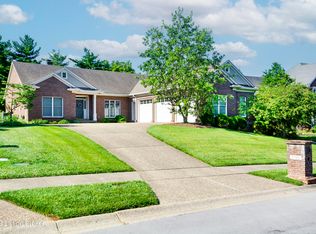 1708 Kensington Ct, Louisville, KY 40208