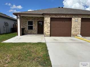 2432 S Valley Cir #B, La Feria, TX 78559