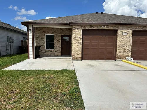 2432 S Valley Cir #B Photo 1