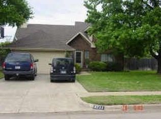4711 Glenbrook Dr, Grapevine, TX 76051