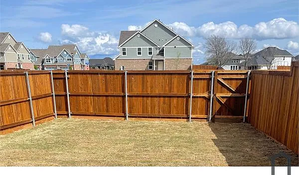 715 Tower Rd — Photo 27
