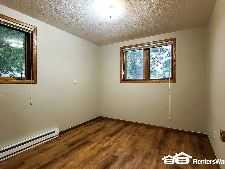 309 N Park St — Photo 7