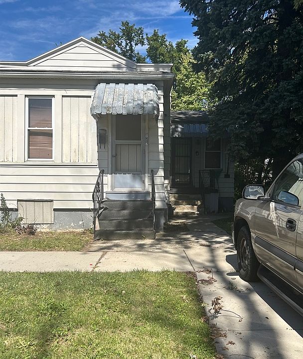 1st image of 107 E 25th St