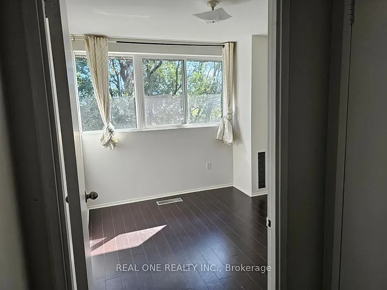 165 Cherokee Blvd #288 — Photo 3