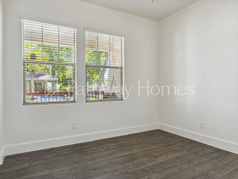 20996 W White Rock Rd — Photo 12