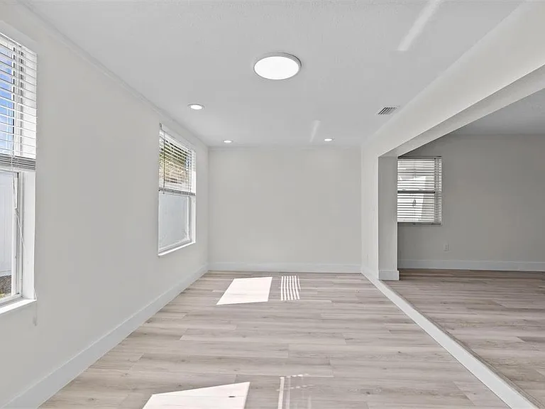 310 Westwinds Dr — Photo 21