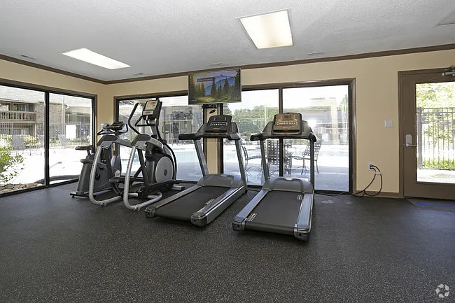 Haywood Pointe Apartments — Photo 23