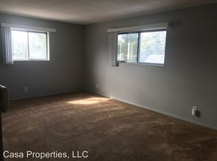 1331 S 33rd St APT 4, Lincoln, NE 68510
