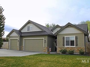 7657 Gillis Rd, Garden City, ID 83714