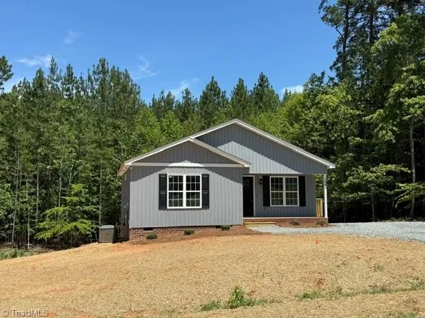 188 Walnut Rd, Lexington, NC 27292