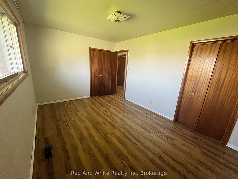 157 Schweitzer St — Photo 18