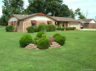 6 Riding St, Inola, OK 74036